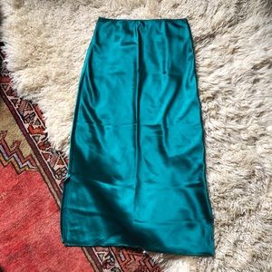 TOPSHOP Silky Emerald Green Midi Skirt - US 4